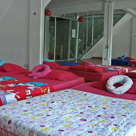 Gondor Guesthouse Chiang Mai Extérieur photo